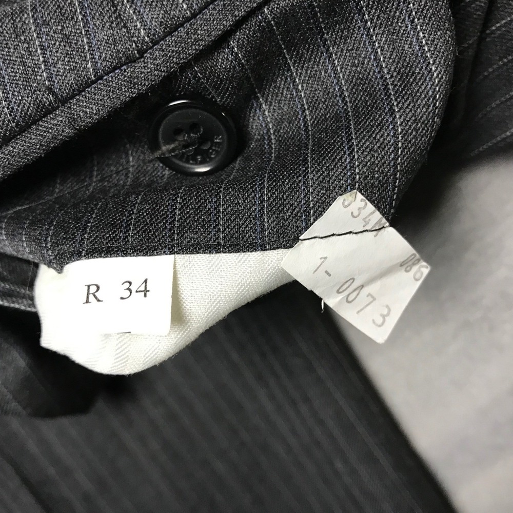 Tommy Hilfiger Mens 100% Wool Pinstripe Suit Charcoal Grey 40R Jacket 34R Pants - Picture 16 of 16